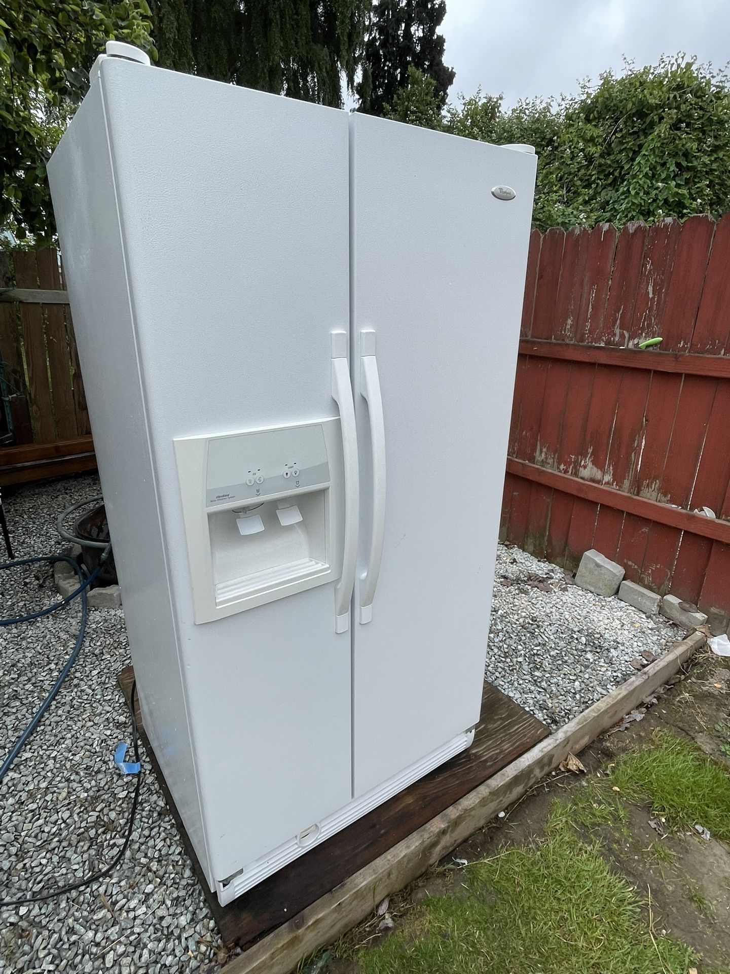 Refrigerator