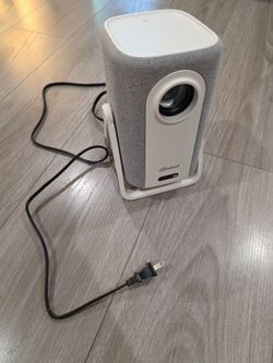 iSinBox 4k TV projector