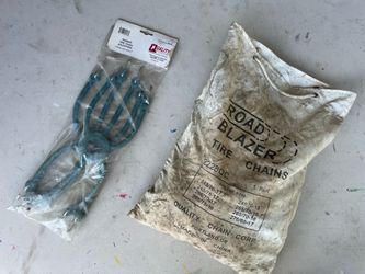 Quality Chain Corp Light Truck SUV Tire Chains