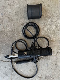 Microphone for studio or podcasts