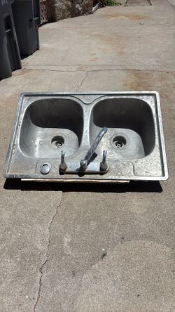 Kitchen Sink