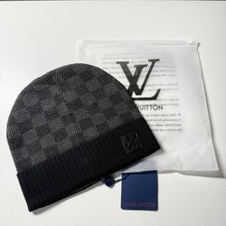 BLACK AND GREY LV BEANIE