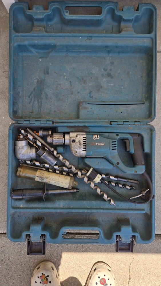 Makita Angle Drill