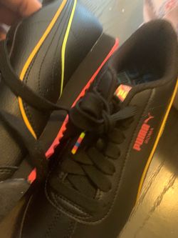 Shoes pumas