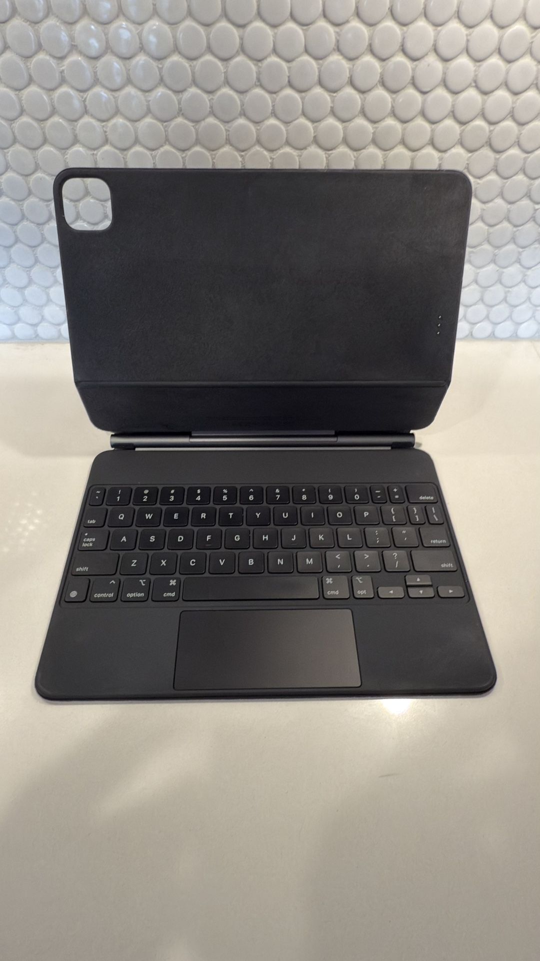 Apple Magic Keyboard for 11" iPad Pro, iPad Air 11" M2/4th/5th Gen - Black