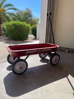 Radio Flyer Classic Red Wagon #18 – Full Size Steel Wagon