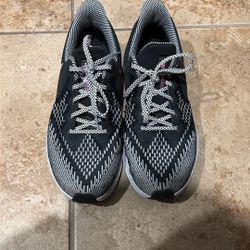 NIKE ZOOM WOMEN’S SHOES