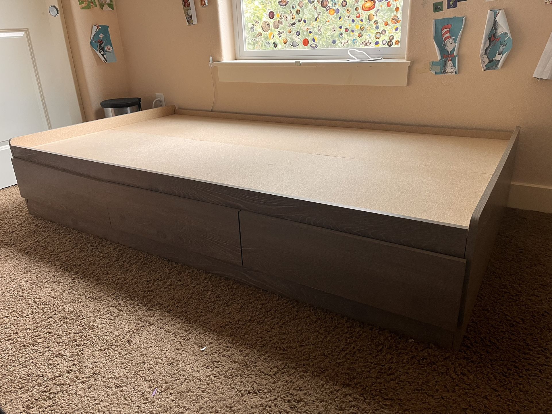 Free Twin Sized Bed Frame With Drawers