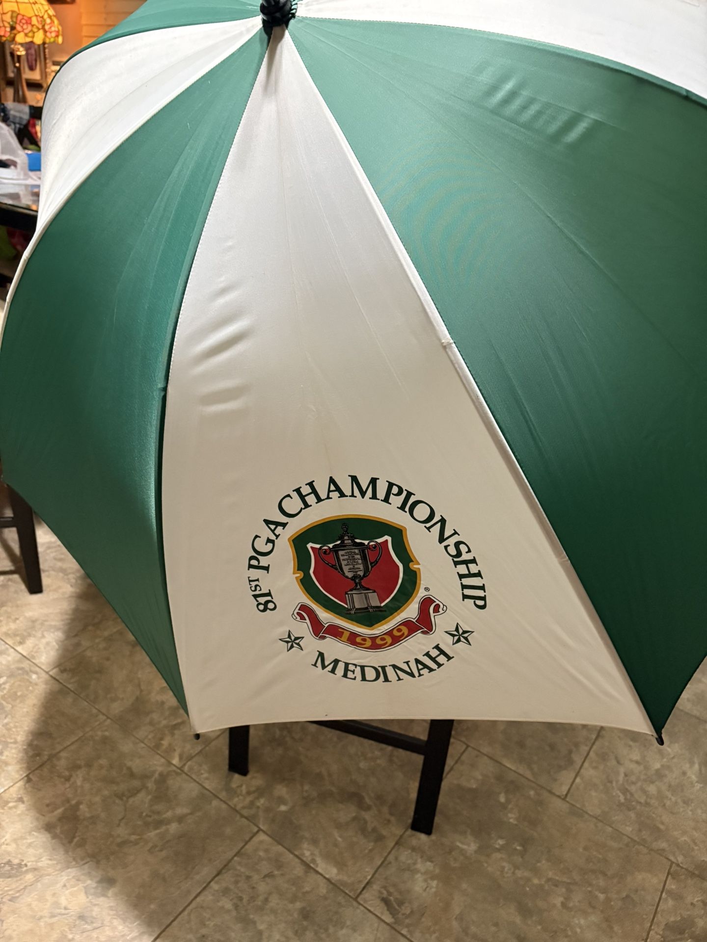 1999 PGA 81st CHAMPIONSHIP XL UMBRELLA MEDINAH TIGER WOODS