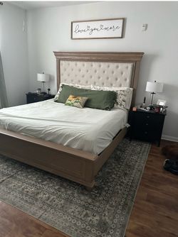 Farmhouse Upholstered King Bed Frame