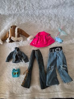 Bratz clothing bundle