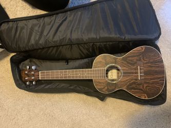 Cordoba Tenor Electric Ukulele + Case
