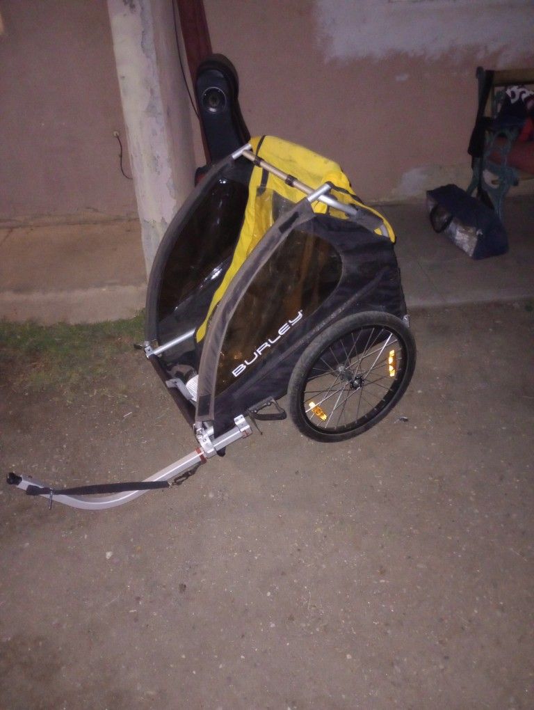 USED BERLEY BEE PET TRAILER