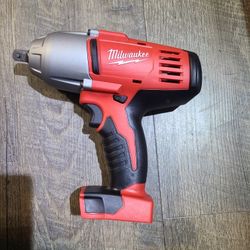 Milwaukee M18  1/2 in. Impact Wrench 