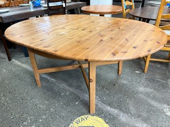 Knotty Pine Round Extension Table