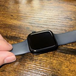 Apple watch series 7 45MM screen