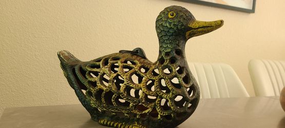 Vintage Duck  lantern - cast iron