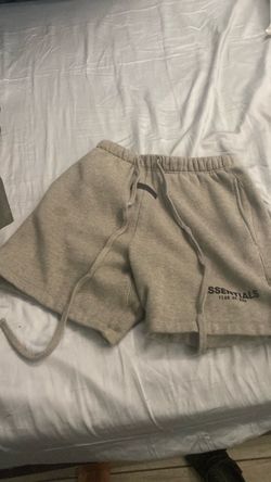 Grey essential shorts