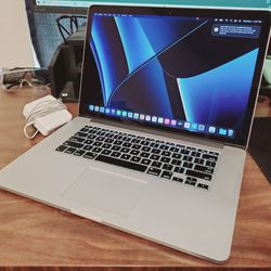 15in Apple MacBook Pro Laptop. Core i7, Updated Mac OS, 15