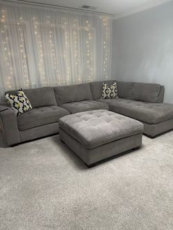 Gray Sectional Sofa with Ottoman