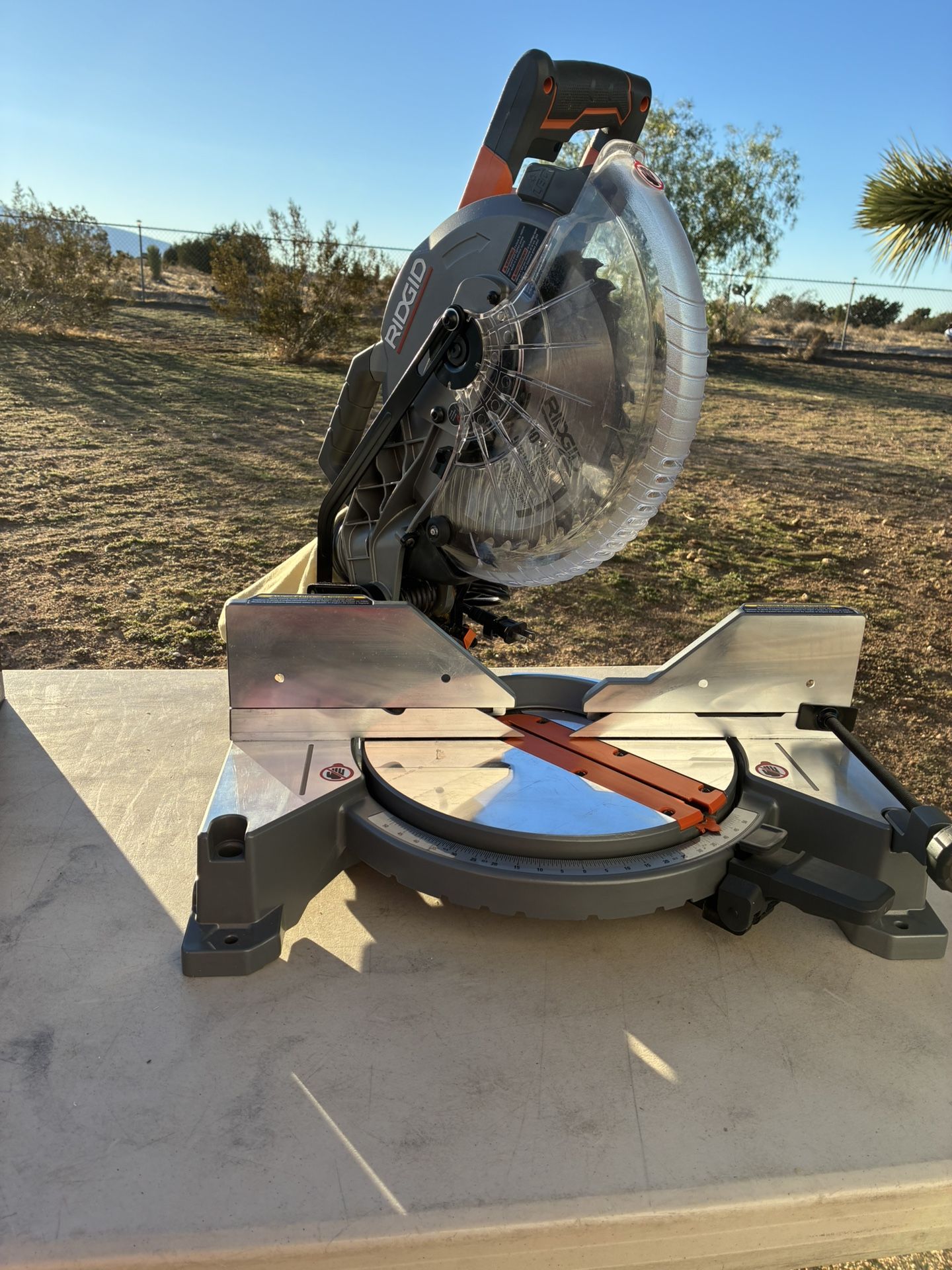 Ridgid Miter Saw-10 Inch Corded Dual Bevel