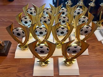 Trophies lot of 68.