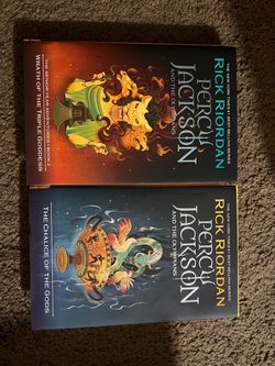 Rick Riordan Percy Jackson and the Olympians Hardcover Book Set - The Senior Years