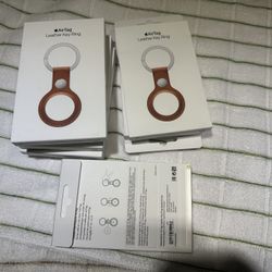 Air Tag Leather Key Ring 