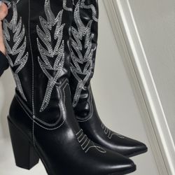 Black Cowgirl Boots 