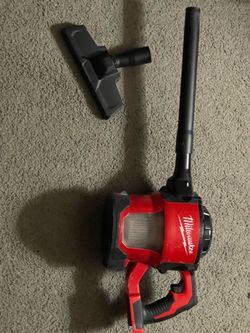 Milwaukee compact vacuum