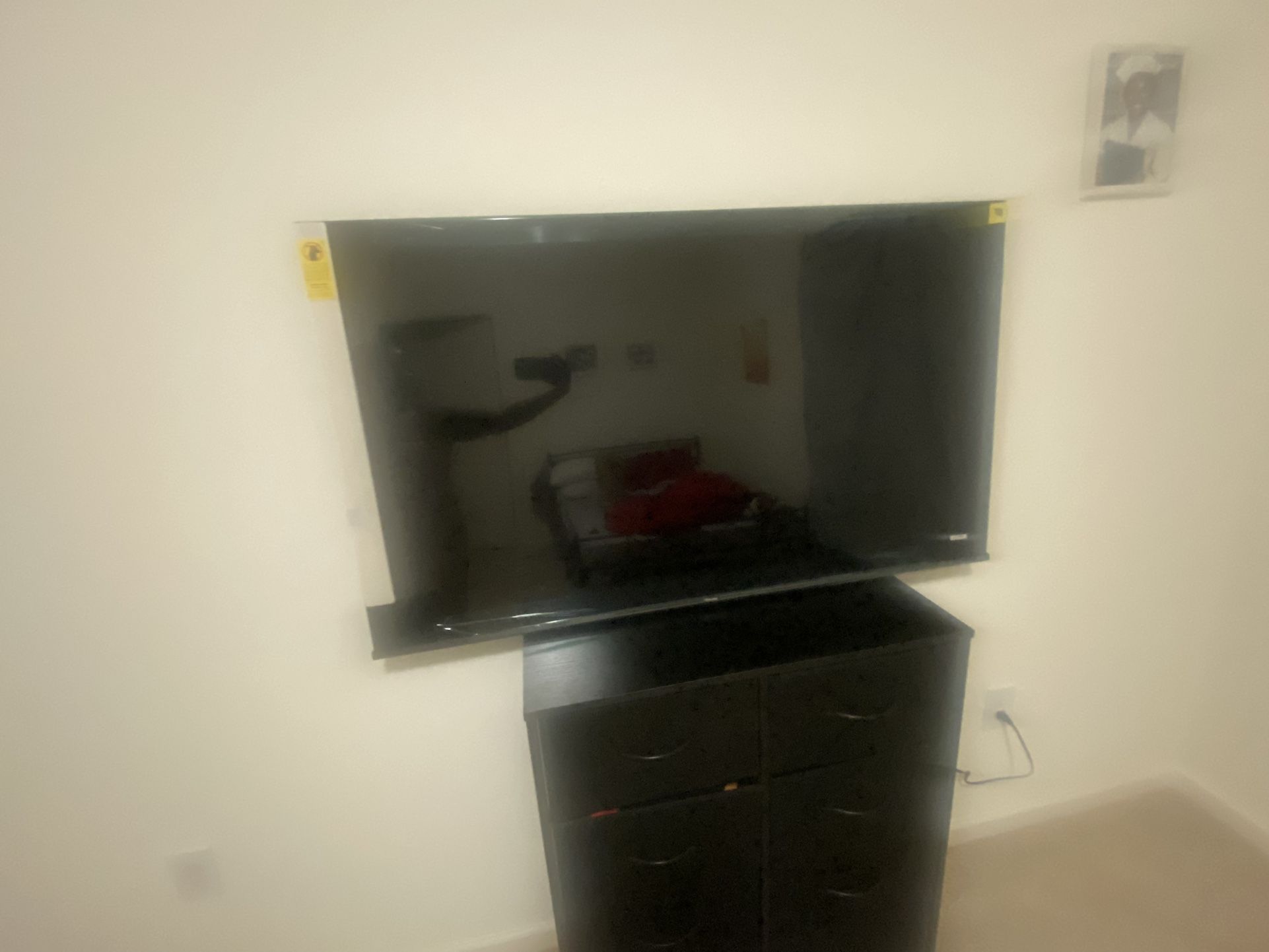 58” Smart Roku 4K HD TV