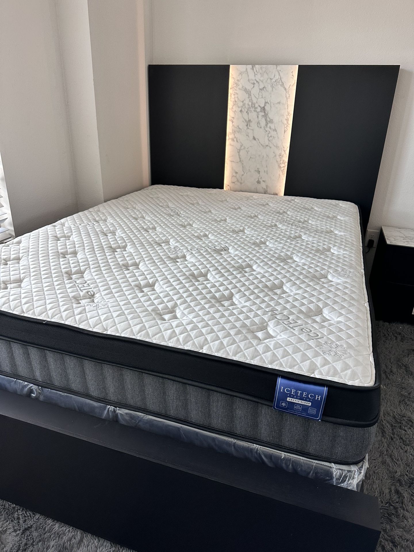 5pc Bedroom Set All New 