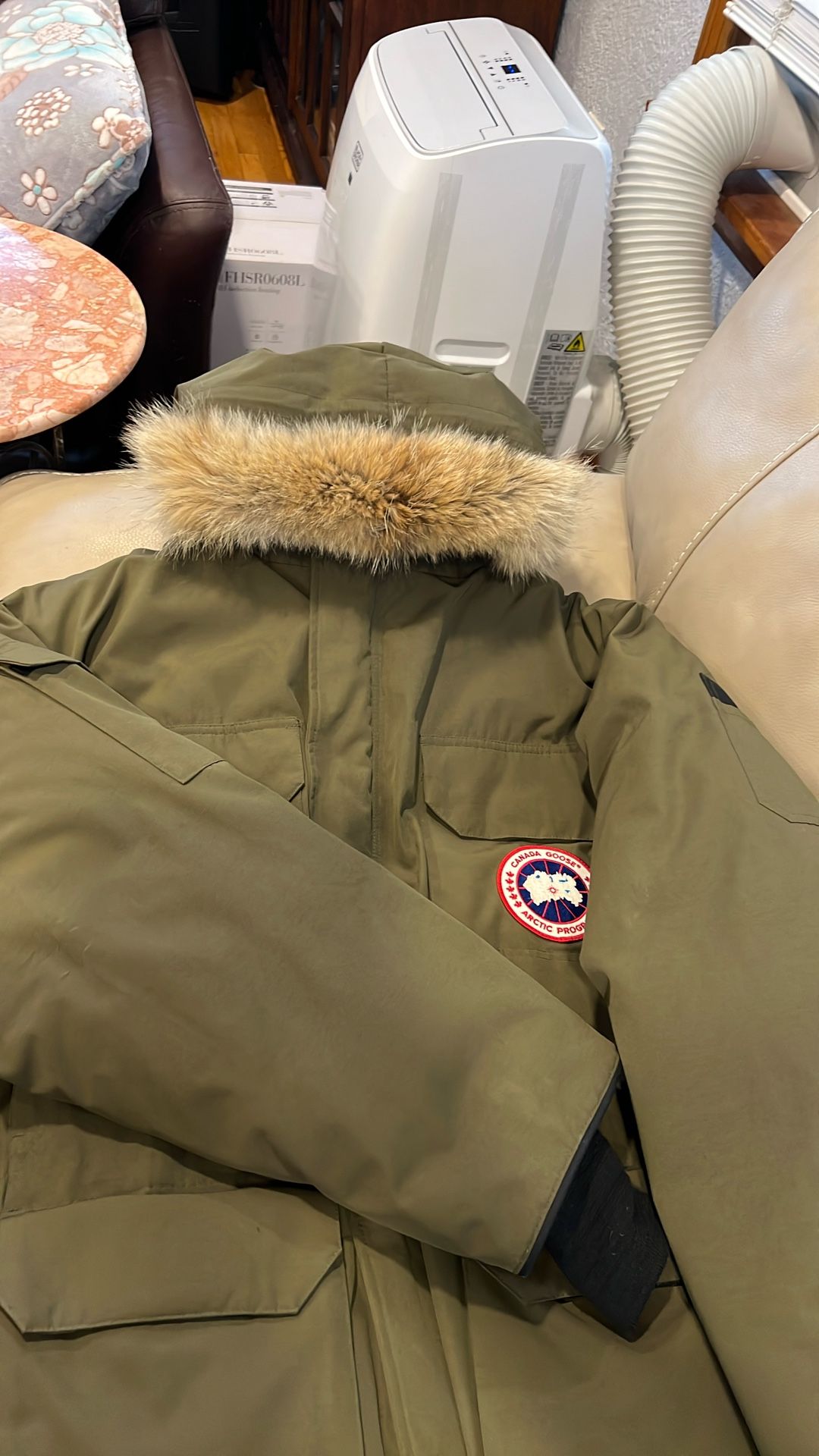 Canada Goose  Expedition . Men’s Coat. Sz XL 