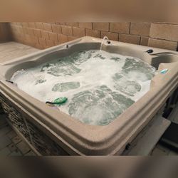 Strong Spas G2 Hot Tub 2022 – Surprise, AZ