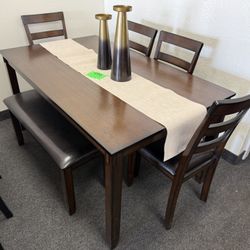 Dark Brown Dining Room Table And 4 Chairs And A Bench 