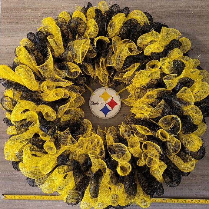Large Sports Wreaths