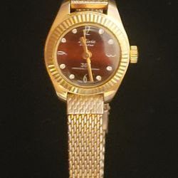 Vintage Bolivia Electra Women's Wristwatch With Red Dial