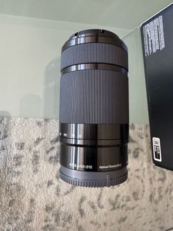 Sony 55-210 zoom lens F4.5-6.3 E-mount
