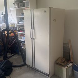 Whirlpool Princess Series Refrigerator