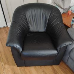 Leather Chair Good Condition