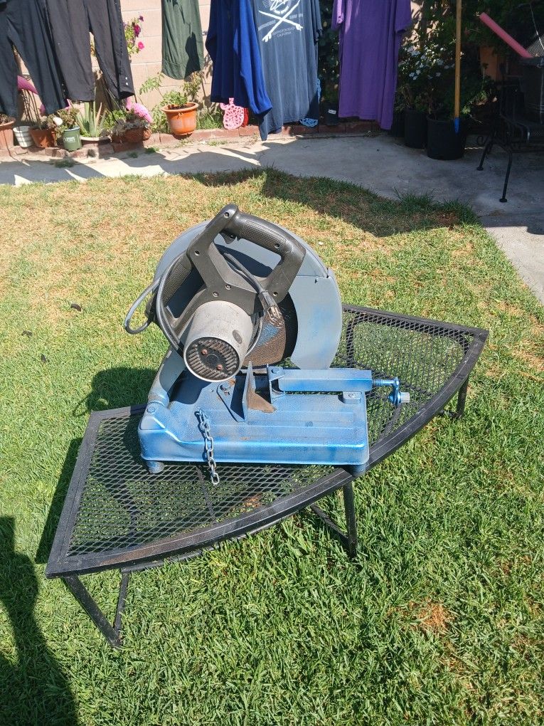 Metal Saw BLACK AND DECKER