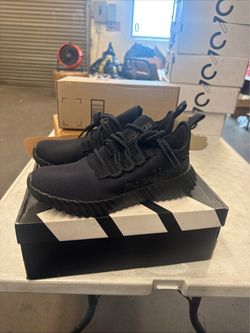 Adidas Kaptir 3.0 Men’s Running Shoes Triple Black Size 8