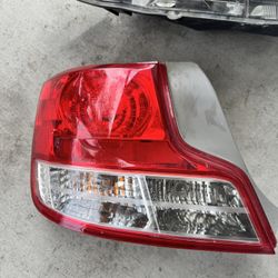 2011-13 Scion TC Headlight And Taillight