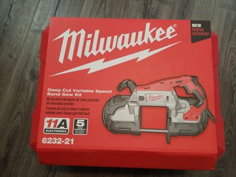 Milwaukee 11 Amp Deep Cut Band Saw with Hard Case