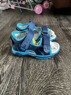 boy's shoes, sandals