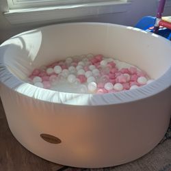 Ball Pit