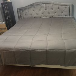 Sleep Number 360 iLE FlexTop King Smart Bed - Dual Adjust, Cool/Warm Feature