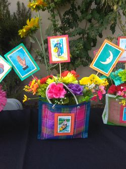 Mexican party Loteria centerpiece - centro de areglos fiesta Mexicana Loteria