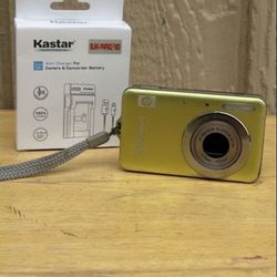 HP Photosmart R742 Green - 7MP Digital Camera 3X Optical Zoom W Battery Tested 
