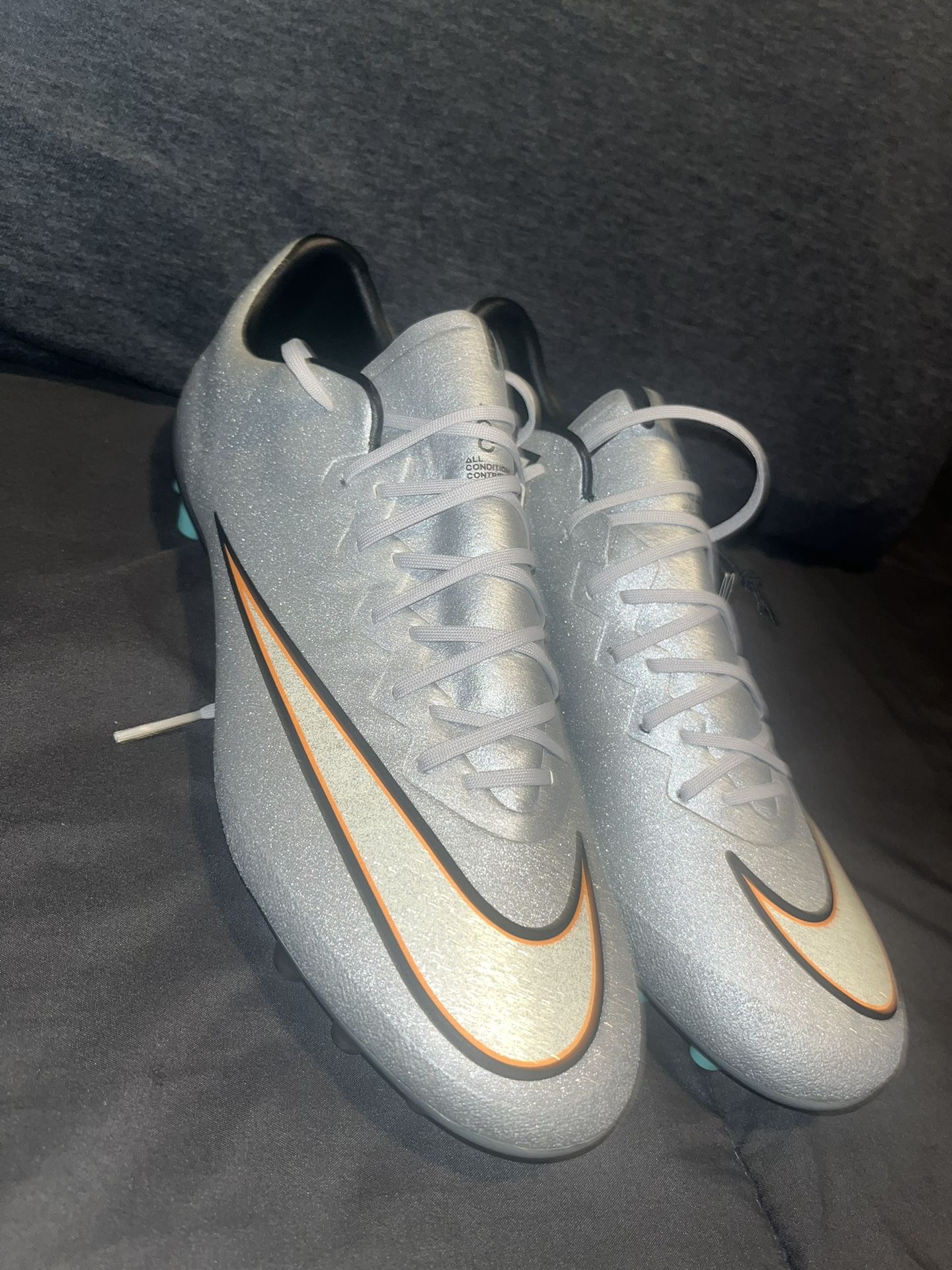 CR7 MERCURIAL VICTORY ELITE AG